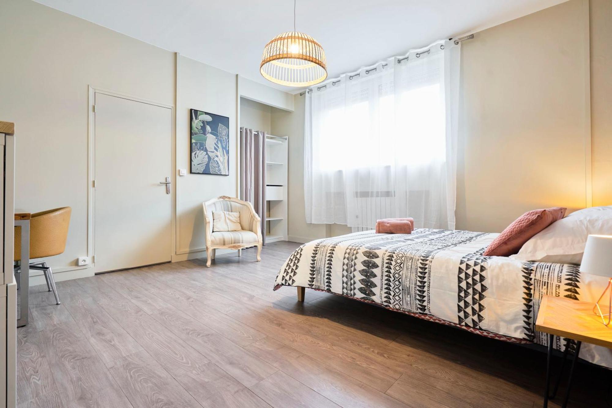 Апартаменты Locationstourcoing - Le 100 Экстерьер фото